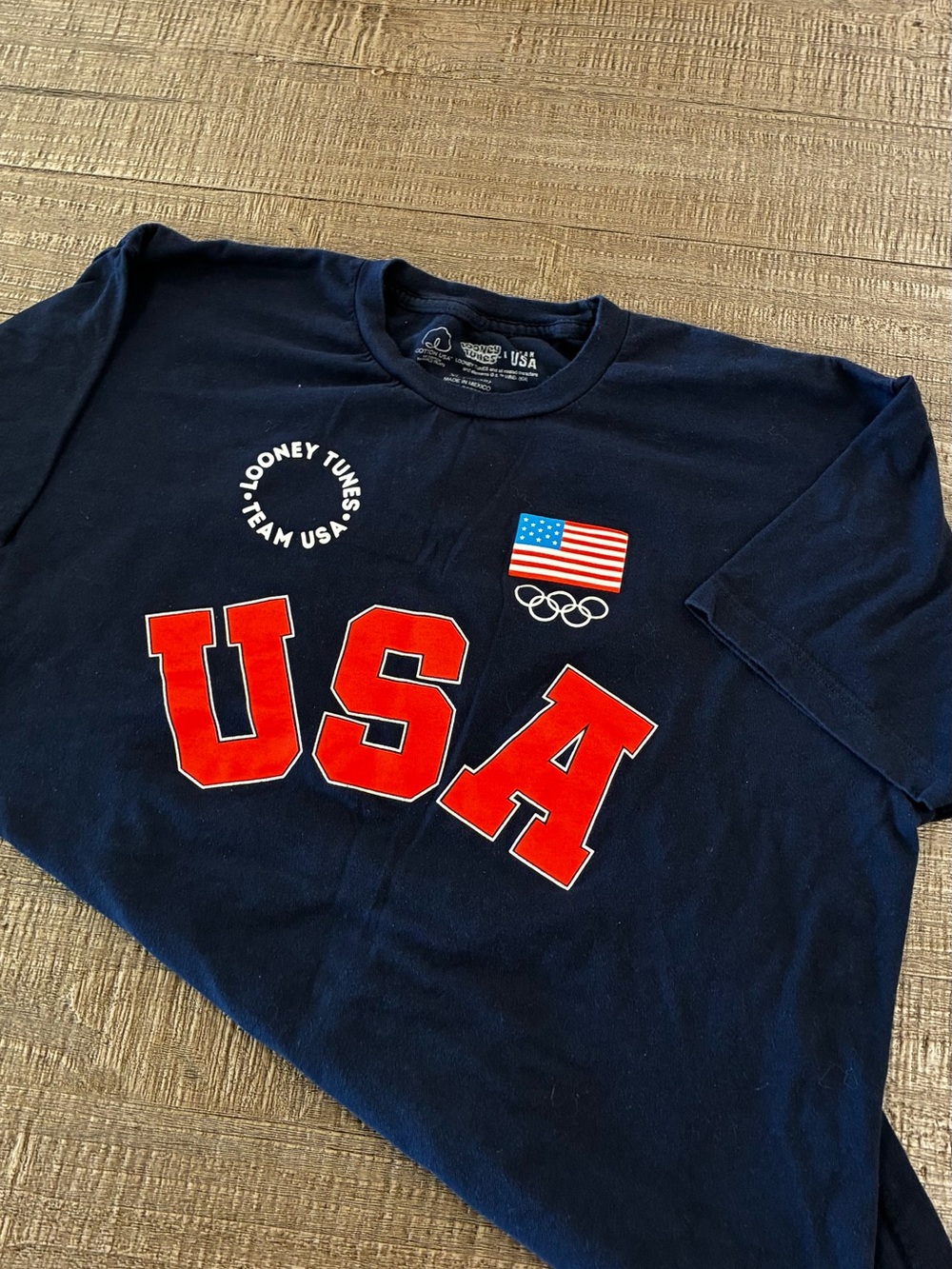 Looney tunes Navy Short-Sleeve Tee with Red USA Graphic print